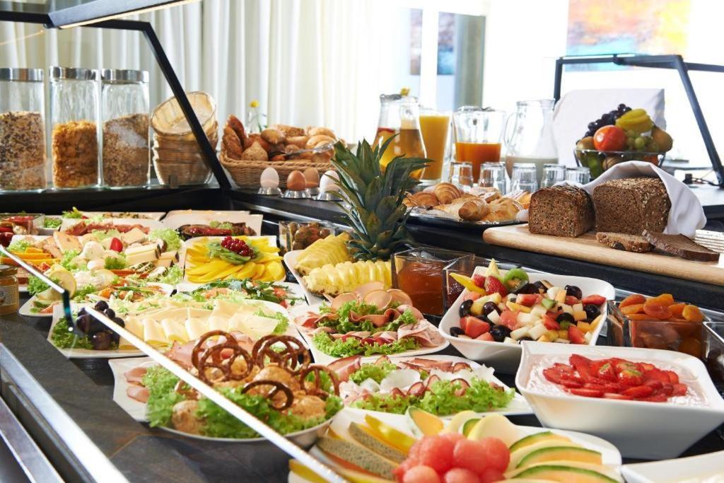 Hotel Mueller Cafe & Wein - Mondholzhotel Файтсхёххайм Экстерьер фото